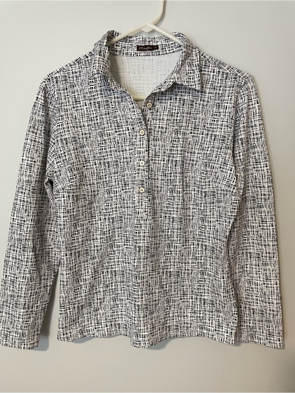 J. McLaughlin Black and White Grid-Print Long Sleeve Golf Top Size M